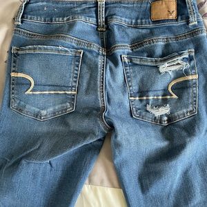 American Eagle above ankle jeans